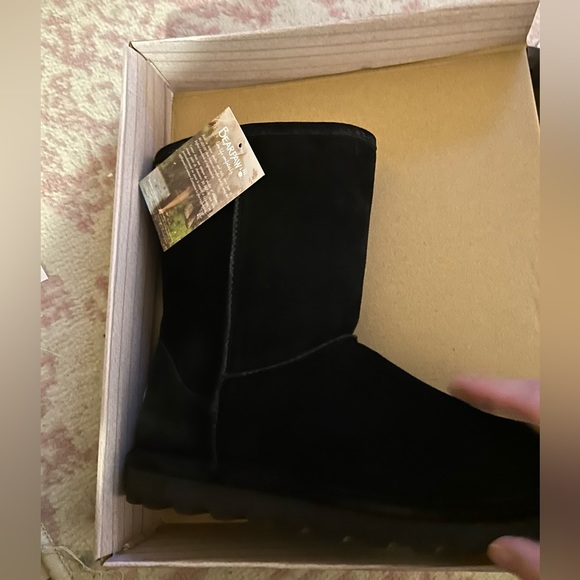 Bear Paw Boots, black, Helen wide, new in box - Picture 2 of 6